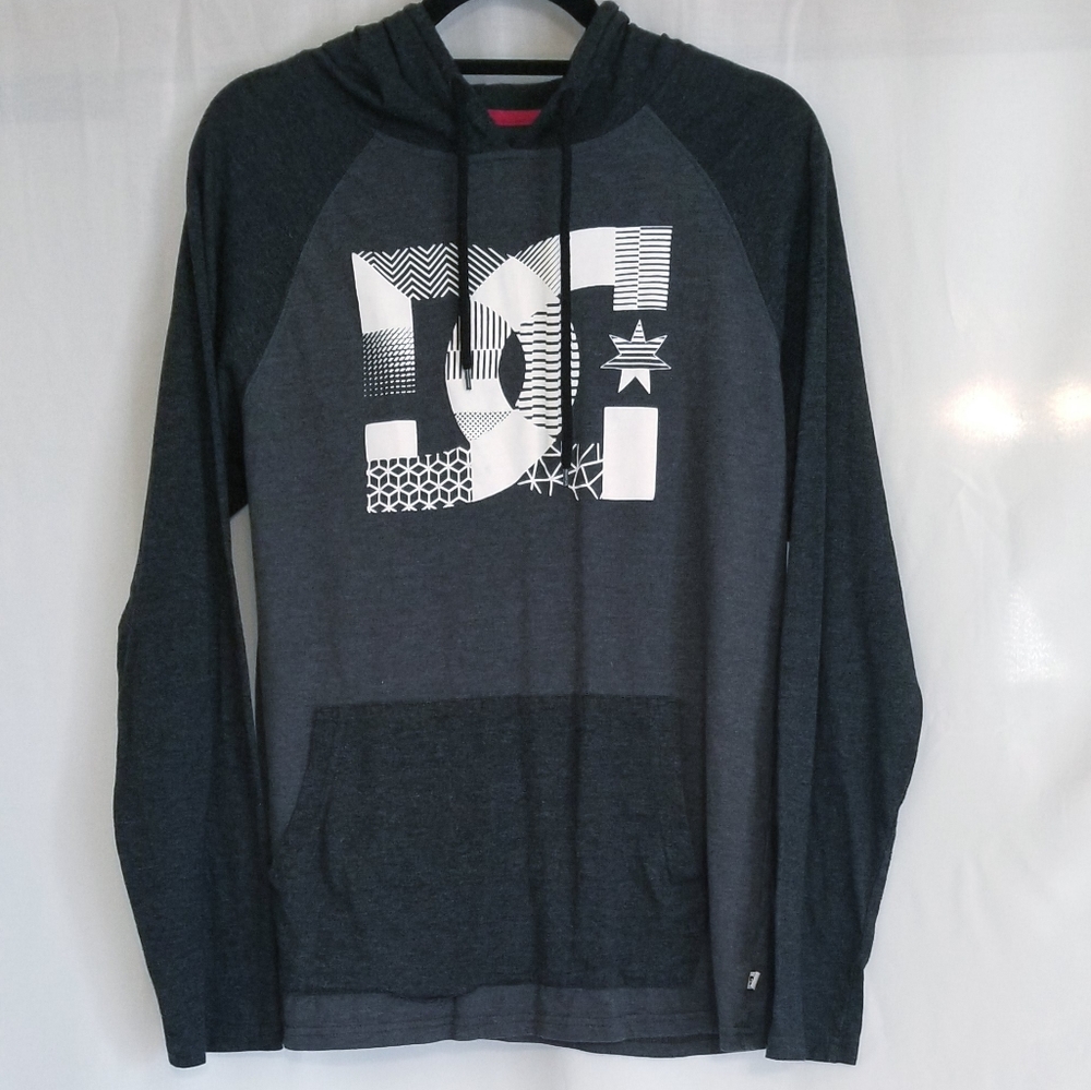 Boy Lg DC long sleeve shirt